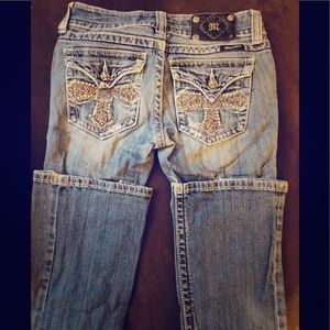 CROSS DESIGN MISS ME JEANS!